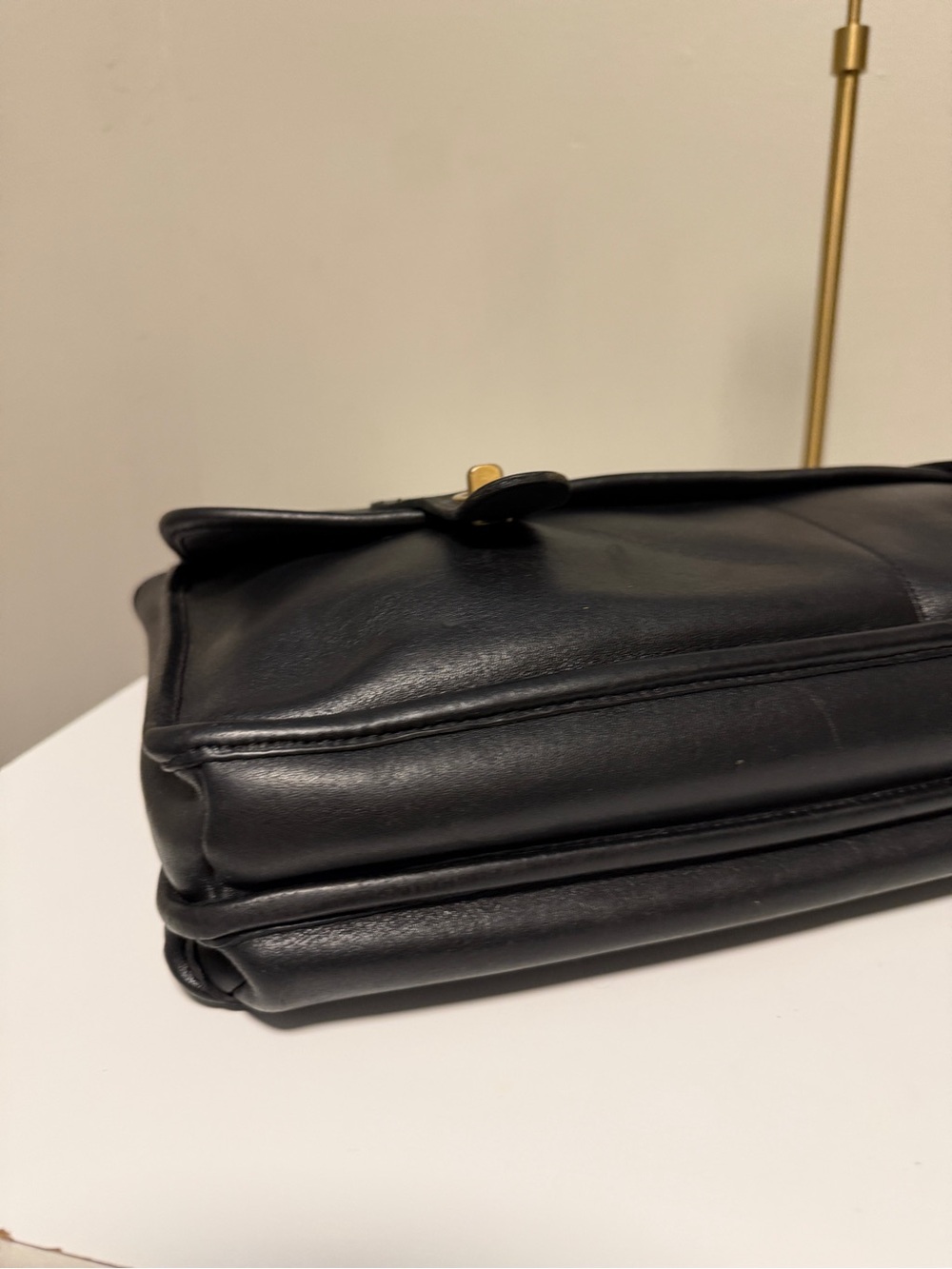 Vintage Coac Leather Briefcase with 2 Front Pocket - Picture 7 of 16